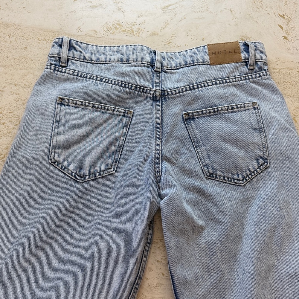 Motel Jeans – Light Wash, Size L (US 10 Approx) 100% cotton - Picture 13 of 17